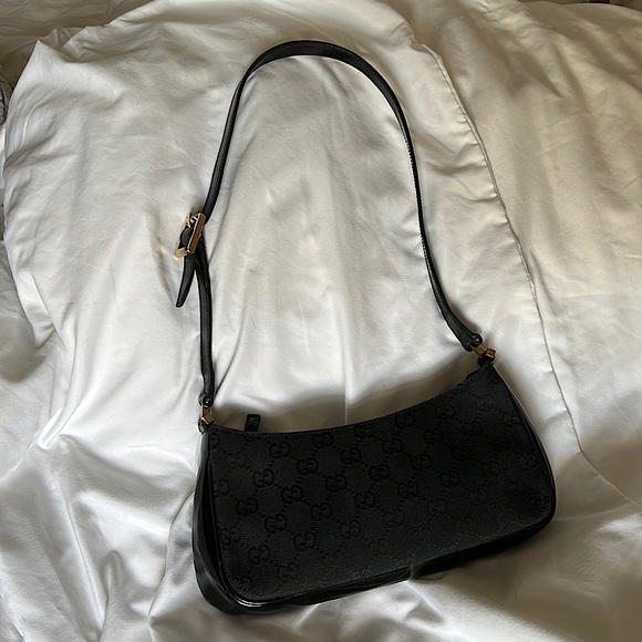 SOLD Vintage Gucci Black Monogram Pochette - Picture 2 of 14